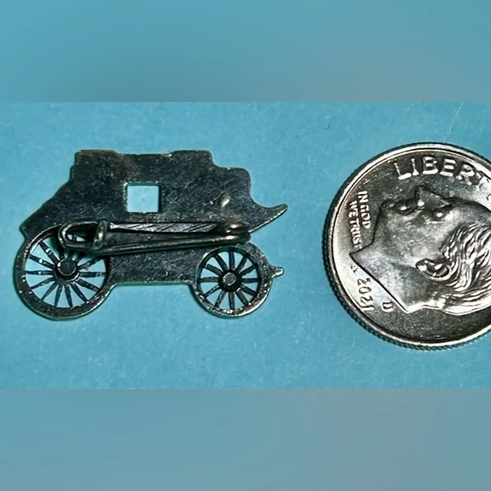 Wells Fargo Stagecoach silver-tone lapel pin